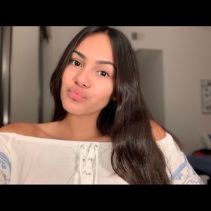 Meet your Posher, Linette